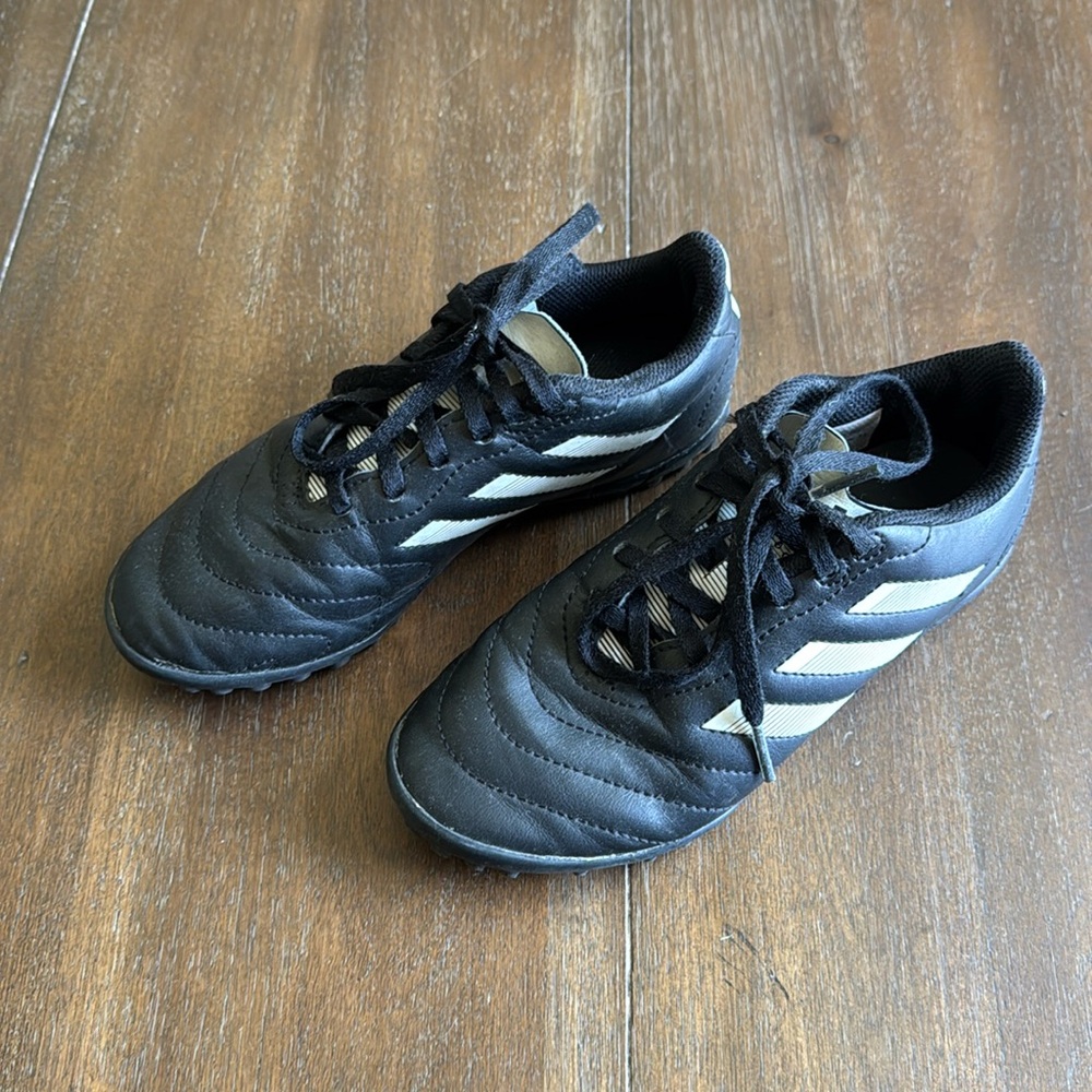 Size 2 ADIDAS SOCCER SHOES cleats indoor soccer